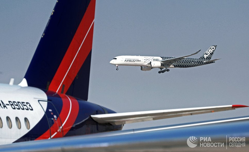 Ngắm dàn máy bay khủng tại triển lãm hàng không Dubai